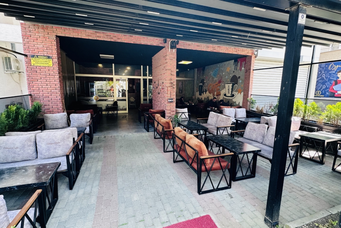 BALKAN MAHALLESİNDE DEVREN KİRALIK KURULU DÜZEN KAFE/PASTANE