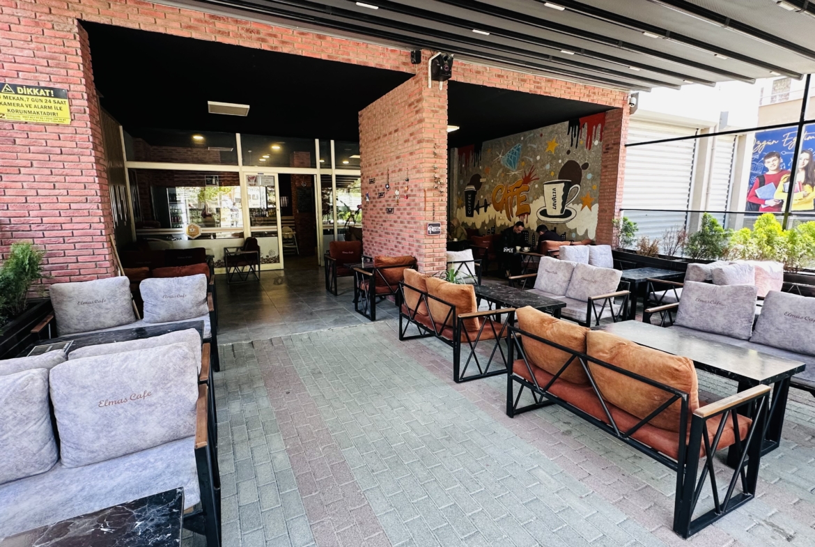 BALKAN MAHALLESİNDE DEVREN KİRALIK KURULU DÜZEN KAFE/PASTANE