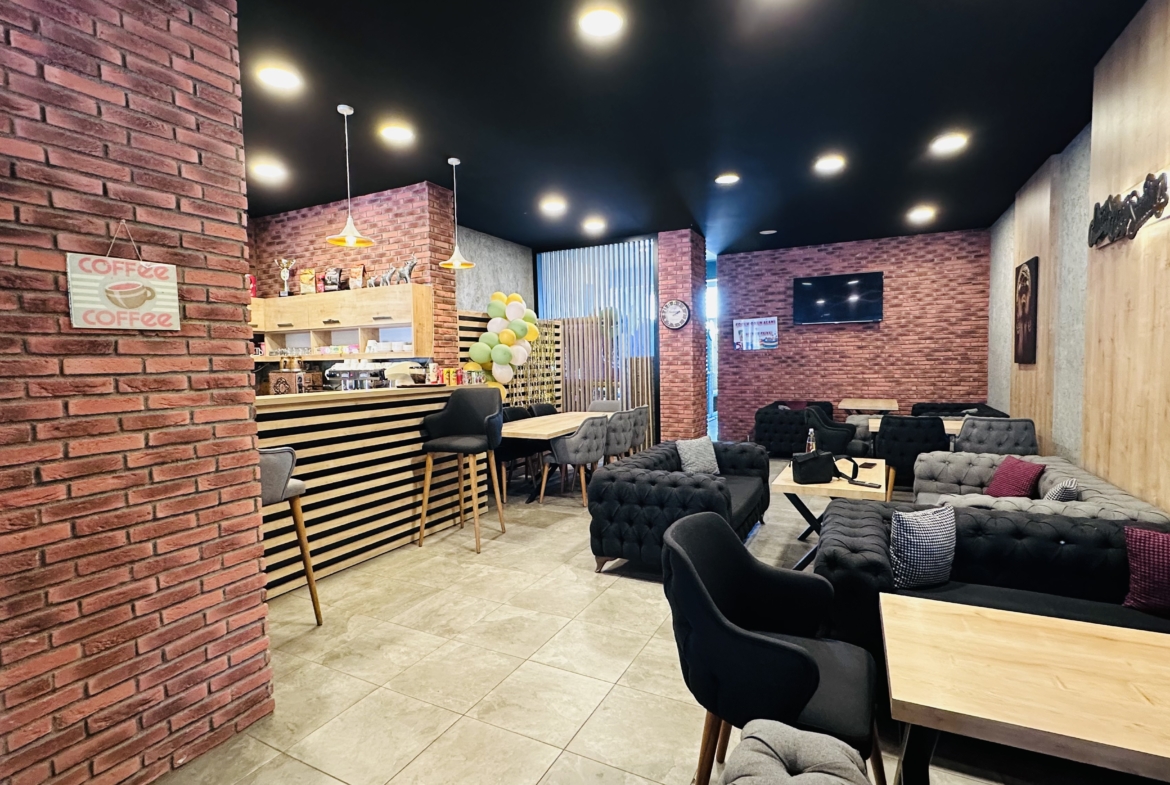 BALKAN MAHALLESİNDE DEVREN KİRALIK KURULU DÜZEN KAFE/PASTANE