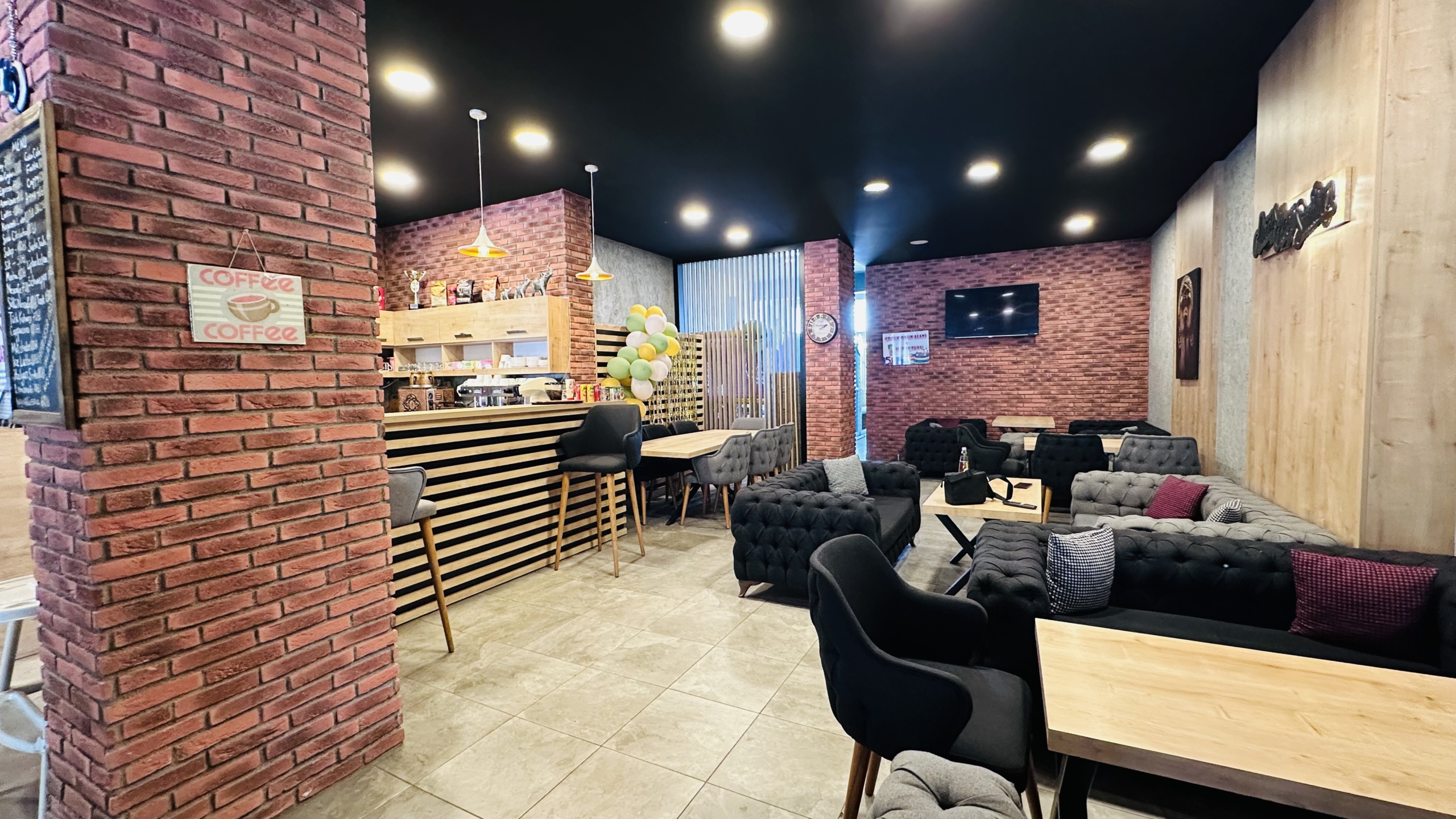 BALKAN MAHALLESİNDE DEVREN KİRALIK KURULU DÜZEN KAFE/PASTANE
