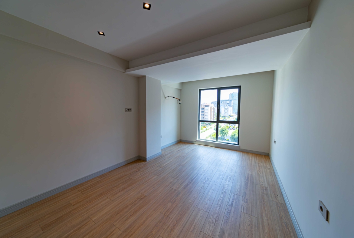 LENTUS ÖZLÜCE ! ŞEHRİN TAM KALBİNDE SATILIK LÜKS 2+1 DAİRE…