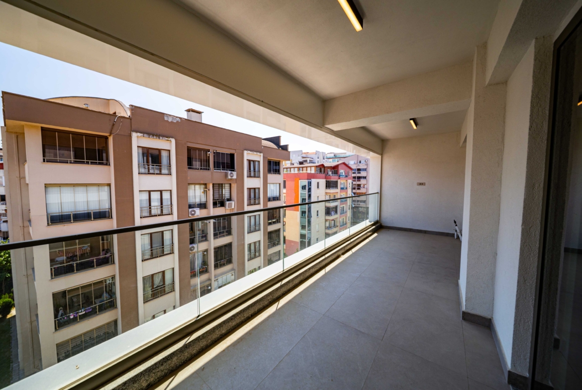 LENTUS ÖZLÜCE ! ŞEHRİN TAM KALBİNDE SATILIK LÜKS 2+1 DAİRE…