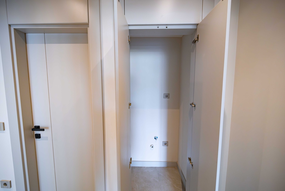 LENTUS ÖZLÜCE ! ŞEHRİN TAM KALBİNDE SATILIK LÜKS 2+1 DAİRE…