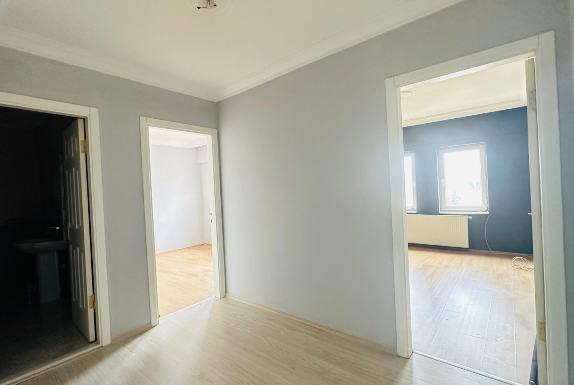 Kurtuluş’ta Acil Satılık 3+1 Daire: 135m², Nezih Konum