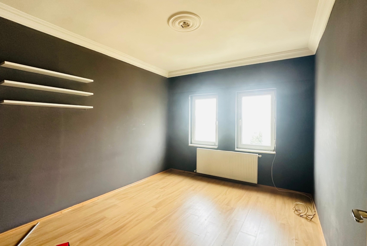 Kurtuluş’ta Acil Satılık 3+1 Daire: 135m², Nezih Konum