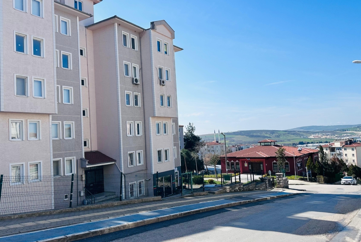 Kurtuluş’ta Acil Satılık 3+1 Daire: 135m², Nezih Konum