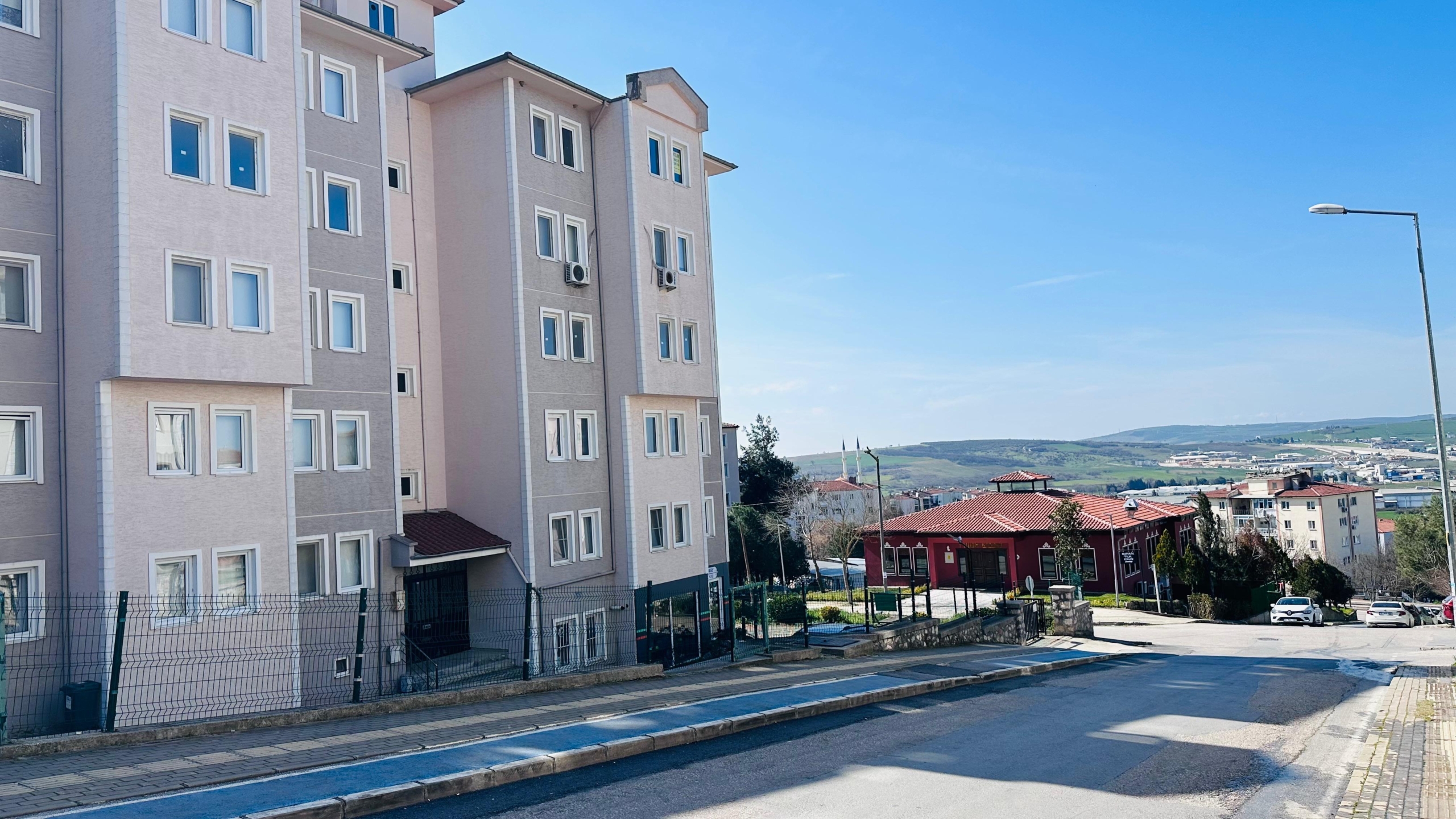 WhatsApp Image 2026-06-23 at 17.17.25 (15) Kurtuluş’ta Acil Satılık 3+1 Daire: 135m², Nezih Konum
