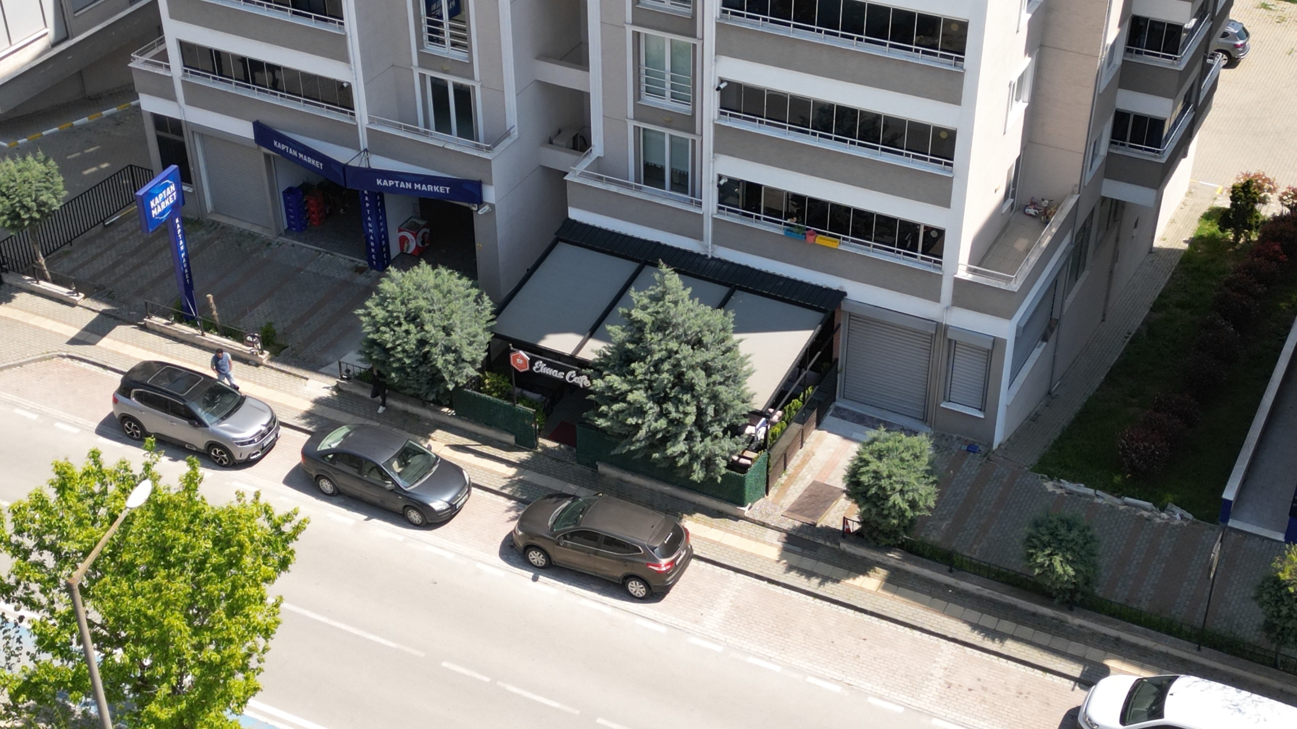 BALKAN MAHALLESİNDE DEVREN KİRALIK KURULU DÜZEN KAFE/PASTANE