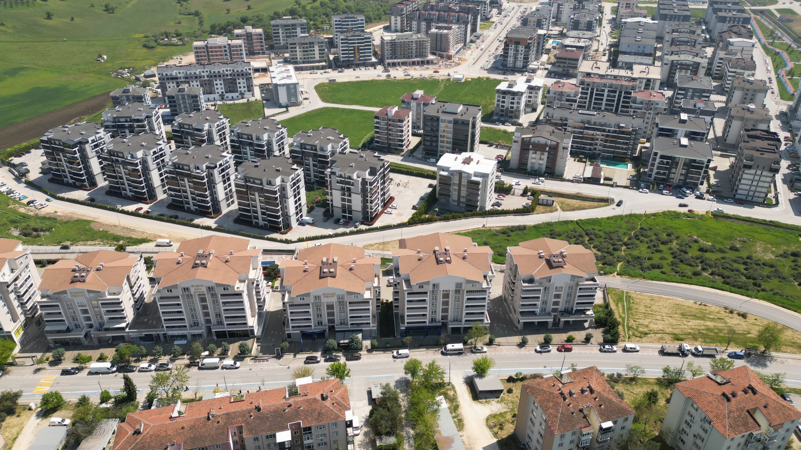 BALKAN MAHALLESİNDE DEVREN KİRALIK KURULU DÜZEN KAFE/PASTANE